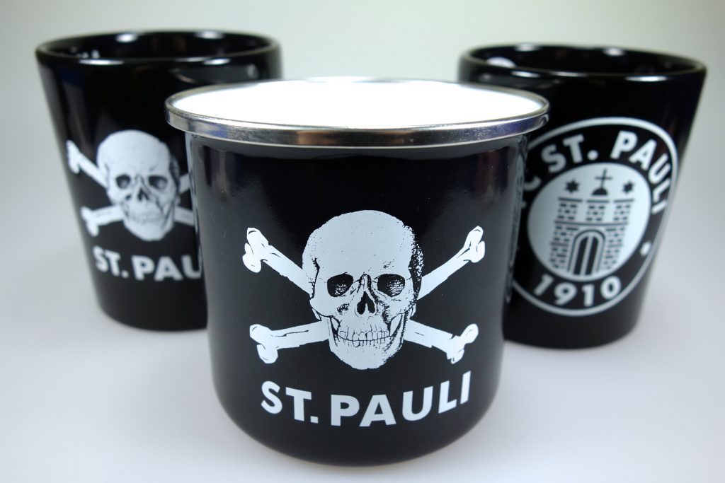 St. Pauli Tassen Metall in Berlin kaufen