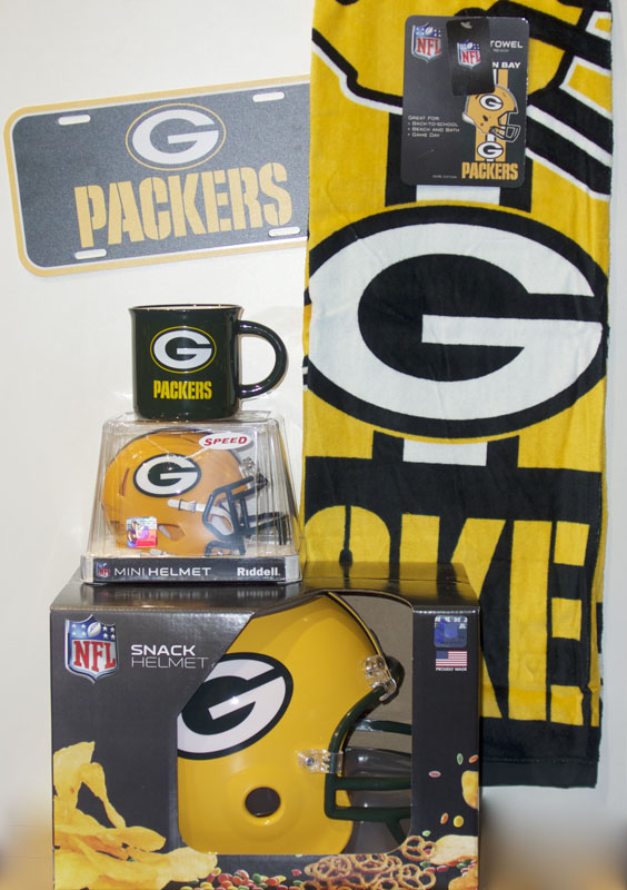 Green Bay Packers Snackhelm, Mini Helm, Tasse, Duschtuch und Schild